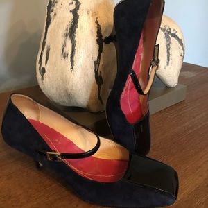 Kate Spade Navy Suede Shoes.